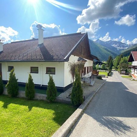 Alpin Haus Berwang Apartamento Exterior foto